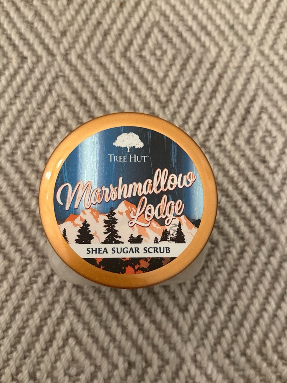Tree Hut RARE Marshmallow Lodge Shea Sugar Scrub